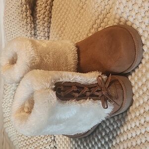 Makalu Winter Boots Size 8 Brown